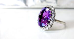 one-of-a-kind amethyst diamond ring created by Turmalina By Pinal